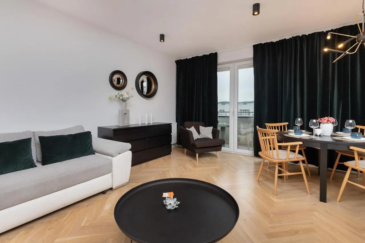 Superior Apartment With Balcony & Parking Gdansk By Noclegi Renters Prestige
